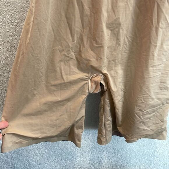 Spanx Two Timing Medium Control Reversible Open Bust Mid Thigh Bodysuit Size 1X - Picture 3 of 7